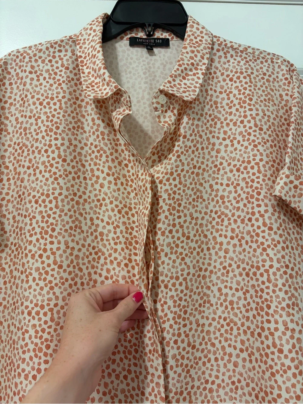Lafayette 148 Silk Blend Blouse XL Beige Brown Dot Print Button Front Career Top - Picture 4 of 8